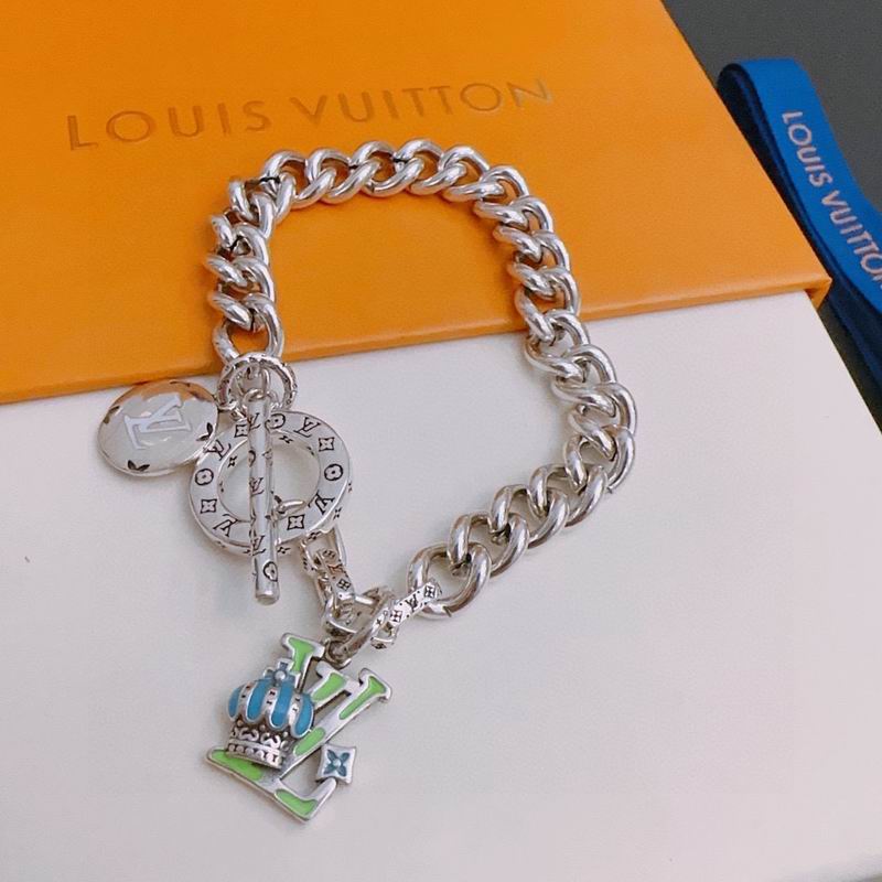LV Bracelet 02lyr99